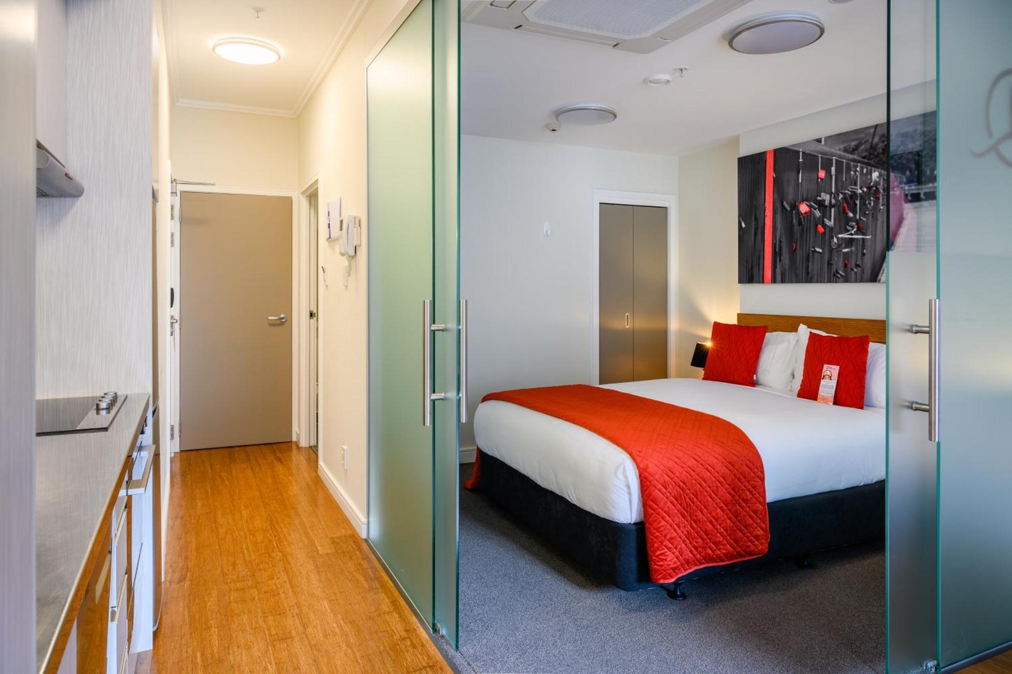 Boulcott Suites Веллингтон Экстерьер фото Studio apartment